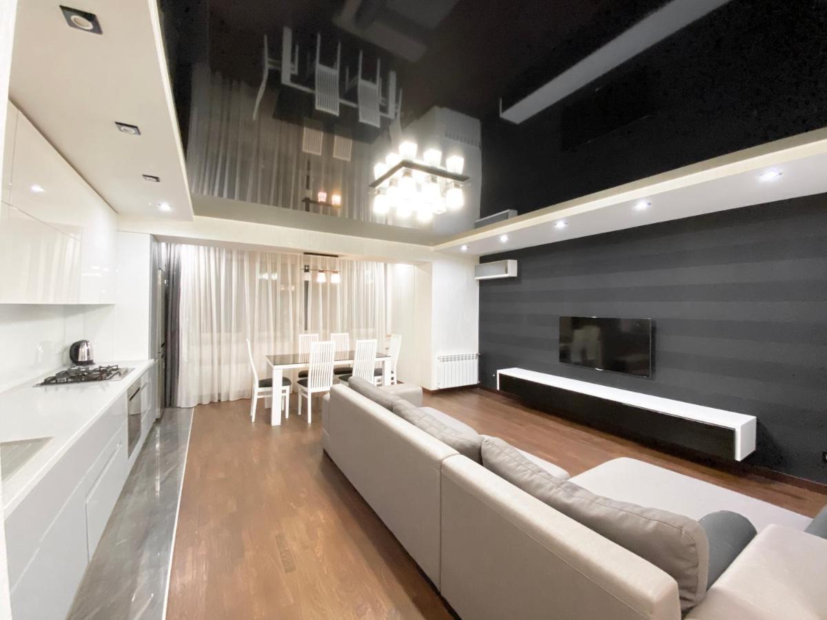 Luxury 2-Bedroom River View Dniepropietrowsk Zewnętrze zdjęcie